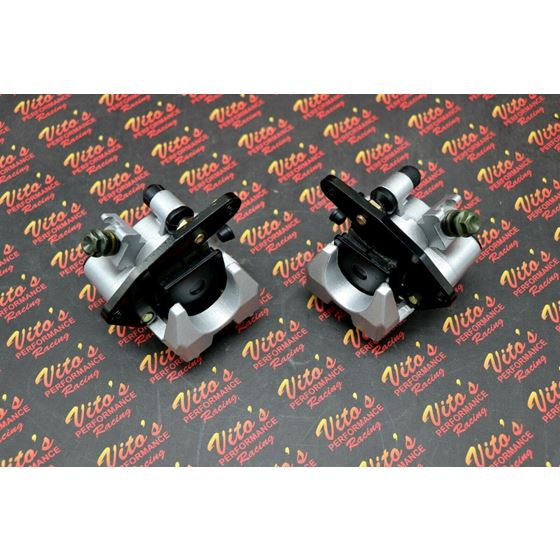 2 x Yamaha Banshee front brake calipers brakes & new pads left + right SILVER