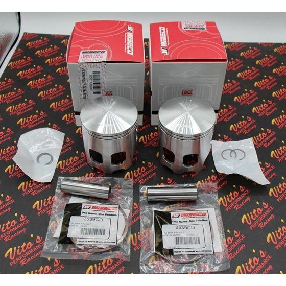 2 x Wiseco 573 series pistons Yamaha Banshee for 4mm stroker 66.00 NEW