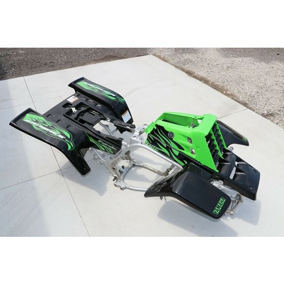 Yamaha Banshee fenders + gas tank plastic + grill + graphics BLACK GREEN